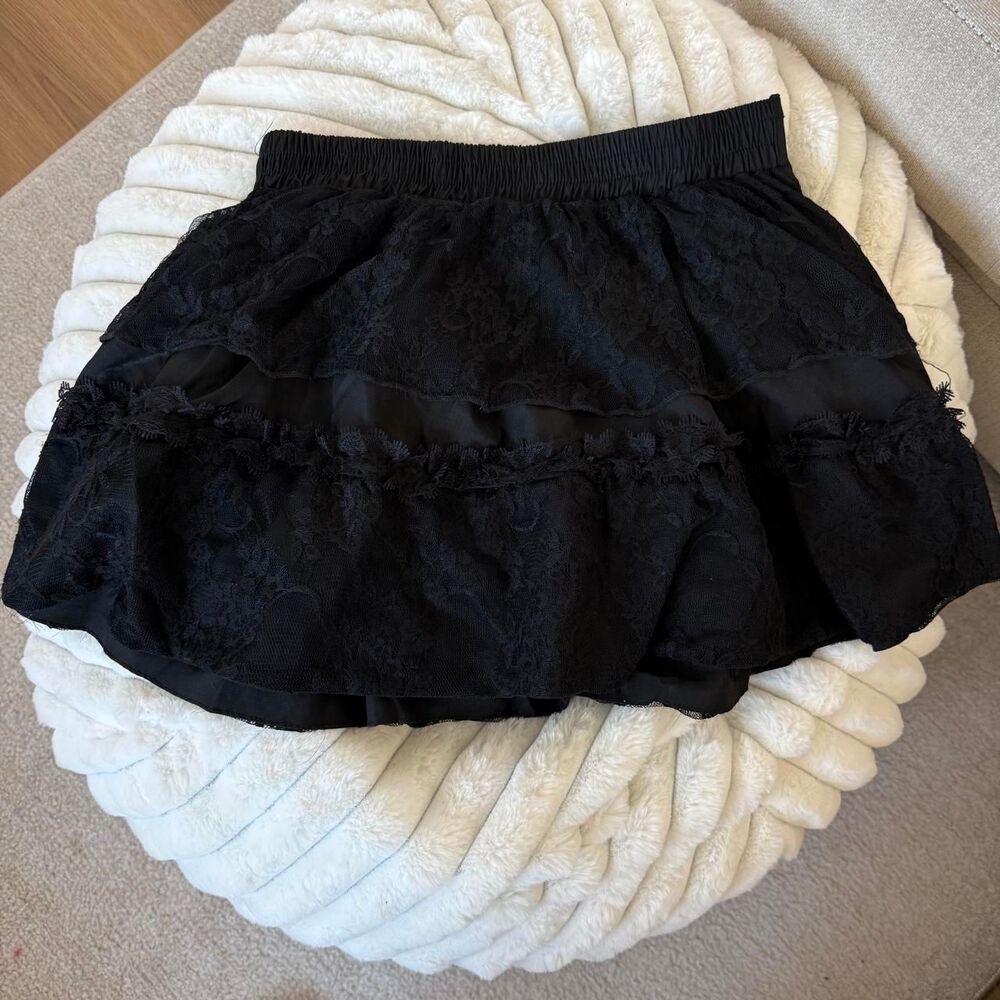 Gothic black tiered ruffle mini skirt